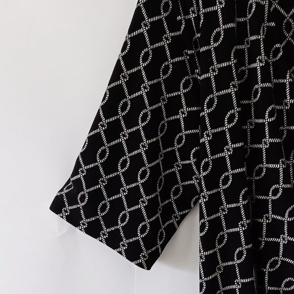 MOTHERHOOD MATERNITY Black Geometric Mini Wrap Dress Size S - Picture 2 of 7
